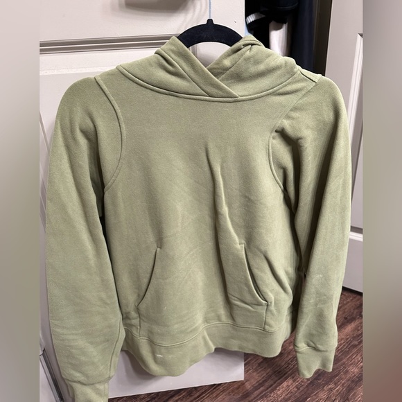 Lululemon Loungeful Hoodie. Green. Size 4 - Picture 2 of 2